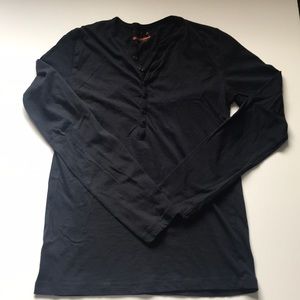 Woman Zara long sleeve tee